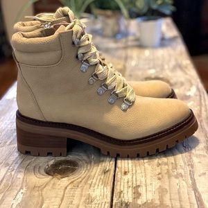 Kenneth Cole Gentle Souls